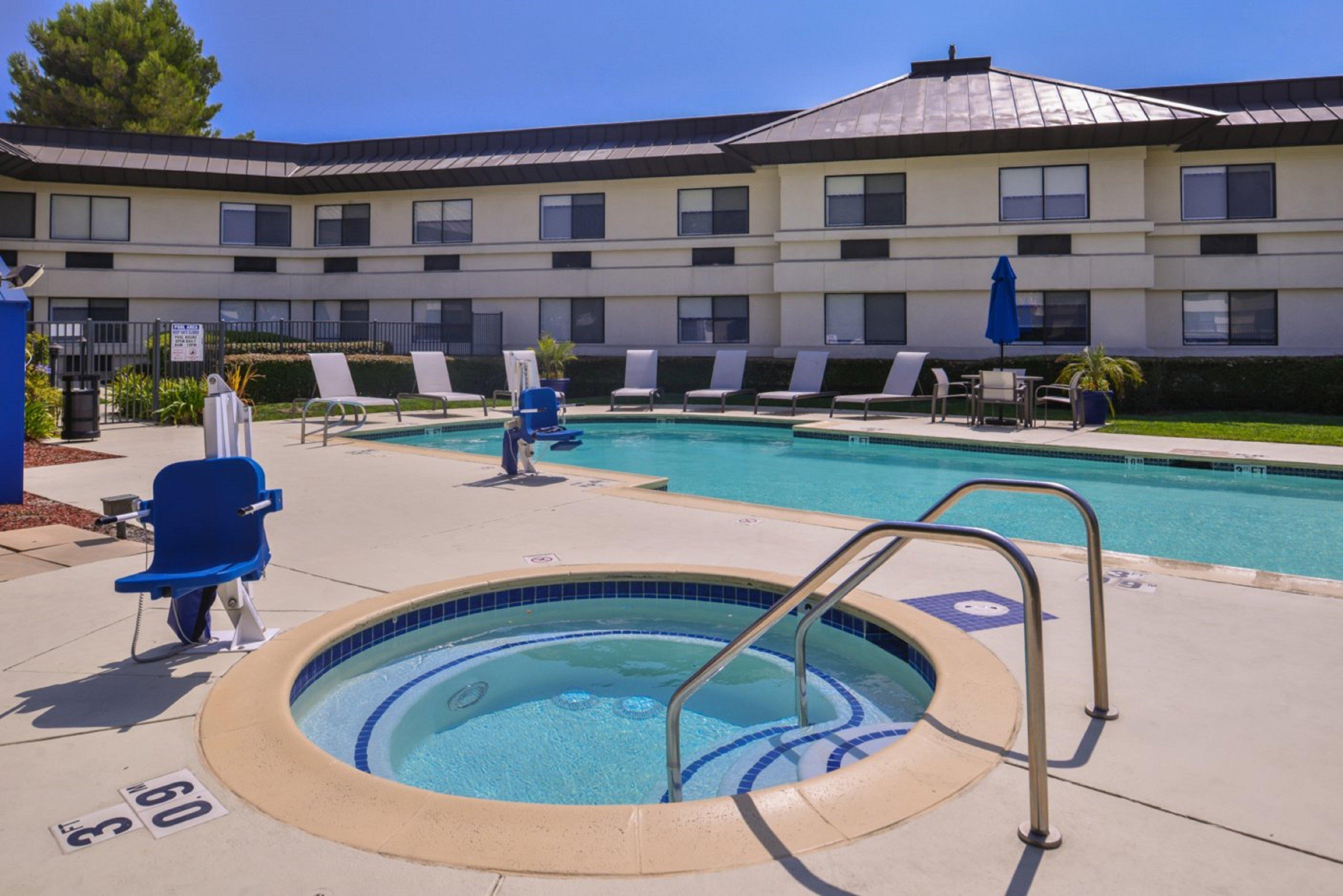 Holiday Inn Express Walnut Creek By Ihg Экстерьер фото